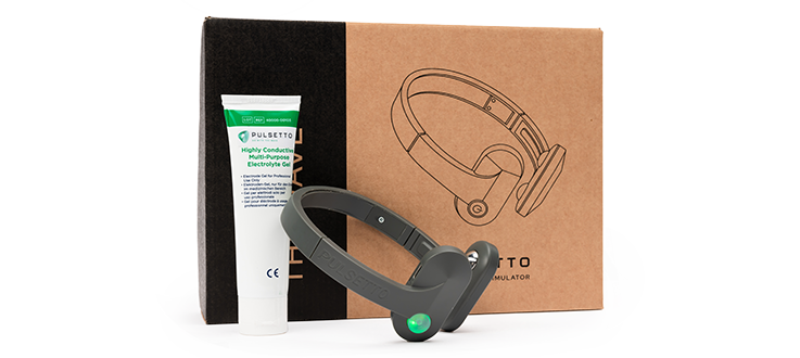Pulsetto device in front of its box set against a white background